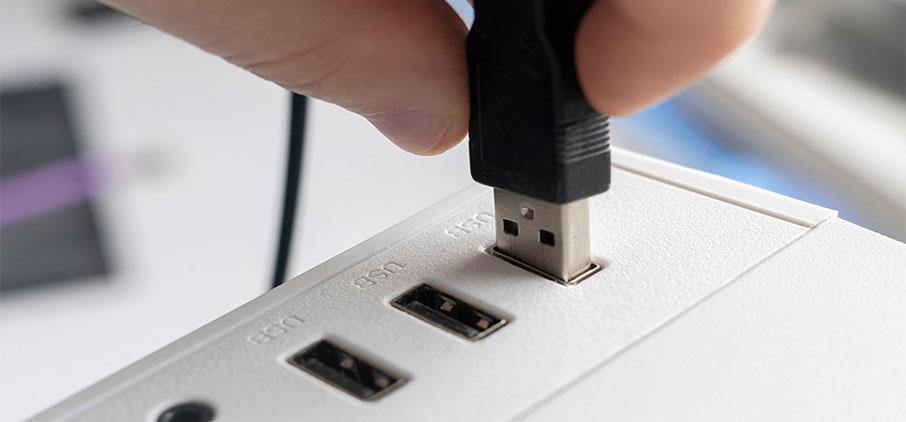 سوکتUSB فروشگاه رستاک پی سی سوکت USB